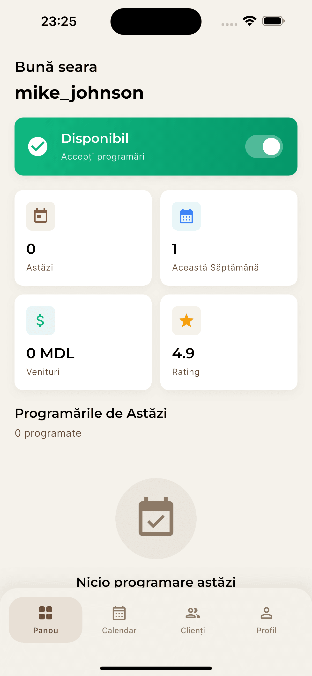 Un panou live — programările de azi, venituri și rating.